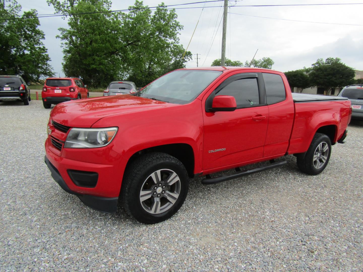 2017 Red /Gray Chevrolet Colorado Work Truck Ext. Cab 2WD (1GCHSBEA0H1) with an 2.5L L4 DOHC 16V GAS engine, 6A transmission, located at 15016 S Hwy 231, Midland City, AL, 36350, (334) 983-3001, 31.306210, -85.495277 - Photo#2